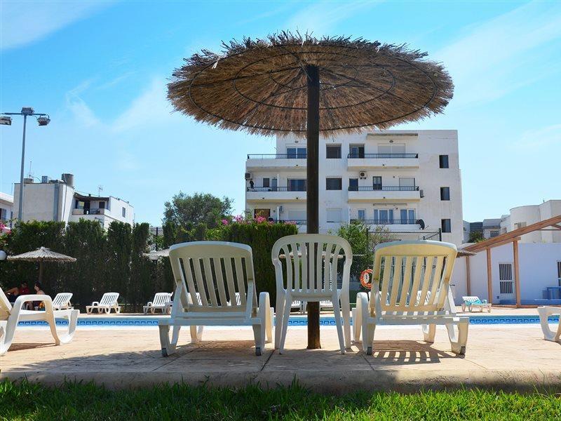Aparthotel Vibra Bay San Antonio  Exterior photo